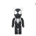 BEARBRICK MARVEL SPIDER-MAN BLACKCOSTUME 1000, Antiek en Kunst, Ophalen