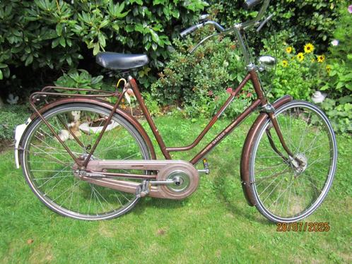 Gazelle , vintage, stadsfiets met stangenremmen, Fietsen en Brommers, Fietsen | Dames | Damesfietsen, Gebruikt, Gazelle, Versnellingen