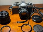 Minolta XG2 met 2 MD Rokkor objectieven, Audio, Tv en Foto, Fotocamera's Analoog, Ophalen of Verzenden, Gebruikt, Spiegelreflex