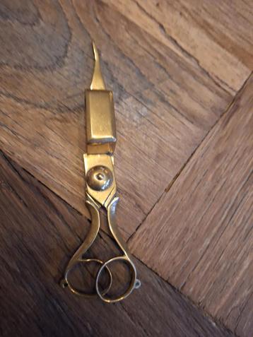 Antieke Koperen Kaarsensnuiter beschikbaar voor biedingen