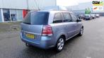 Opel Zafira 1.6 NAP 7 personen Airco Apk 25/11/2025, Auto's, Opel, Voorwielaandrijving, 4 cilinders, Metallic lak, 7 stoelen