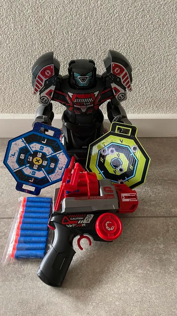 Silverlit Robo Rapidfire schietende robot, Kinderen en Baby's, Speelgoed | Actiefiguren, Zo goed als nieuw, Ophalen of Verzenden