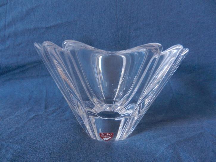 Kristal kom Orrefors ontw. Lars Hellsten ca. 1975 d. 14,2 cm, Antiek en Kunst, Antiek | Glas en Kristal, Ophalen of Verzenden