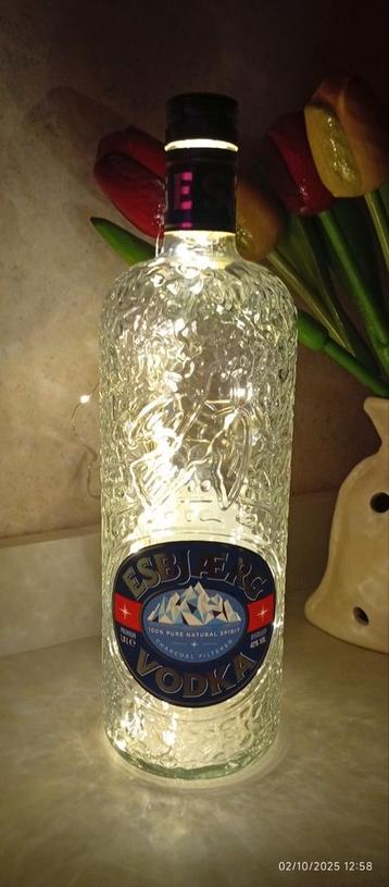 Esbjerg Vodka Fles beschikbaar voor biedingen