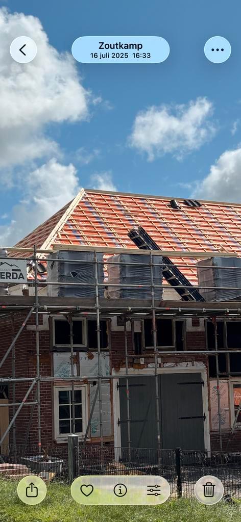 Geïsoleerde dakplaten met de binnenkant wit afgewerkt, Doe-het-zelf en Verbouw, Isolatie en Afdichting, Zo goed als nieuw, Overige materialen