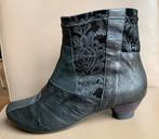 Think dameslaarsje zwart maat 42,5+ incl. leren tas, Ophalen of Verzenden, Zo goed als nieuw, Zwart