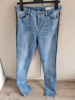 Mid rise slim fit jeans Vero Moda - W31/L32, Blauw, Vero Moda, Ophalen of Verzenden, Zo goed als nieuw