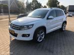 Volkswagen Tiguan 1.4 TSI R-Line in nw staat ..122.975 km, Auto's, Volkswagen, Voorwielaandrijving, Euro 5, 15 km/l, Gebruikt