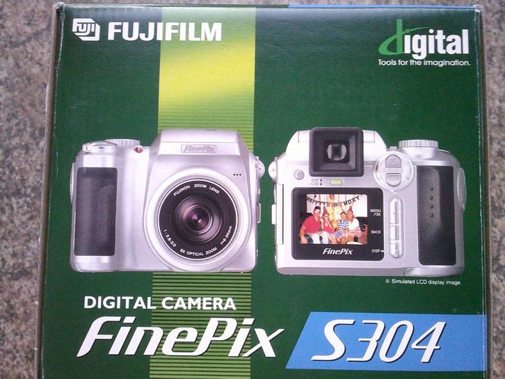 FinePix S304, Audio, Tv en Foto, Fotocamera's Digitaal, Gebruikt, Compact, Fuji, 8 keer of meer, Ophalen