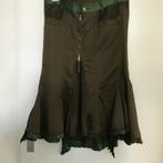 Marithe Girbaud rok groen met prachtige details maat 42 , Kleding | Dames, Ophalen, Maat 42/44 (L), Zo goed als nieuw, Onder de knie