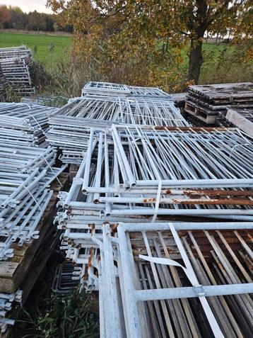 Hekjes babybox hekwerk beschikbaar voor biedingen