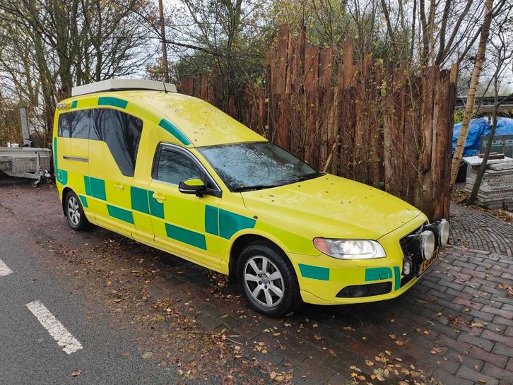 Compacte camper ambulance kwart tarief kamperen, Vacatures, Vacatures | Chauffeurs, Vanaf 10 jaar, Overige vormen, 33 - 40 uur
