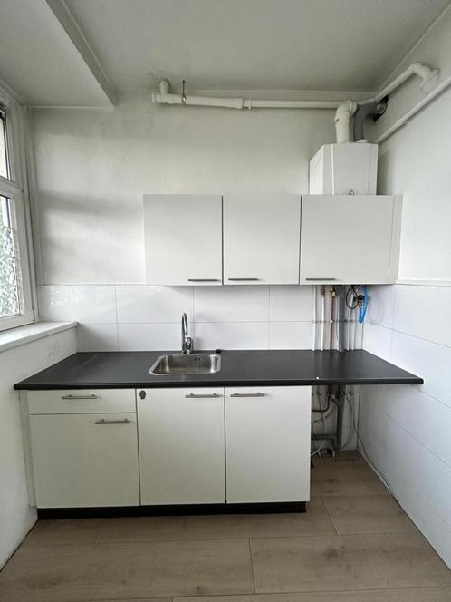 NIEUW! Woonruimte te huur Zuidplein, Rotterdam, Huizen en Kamers, Huizen te huur