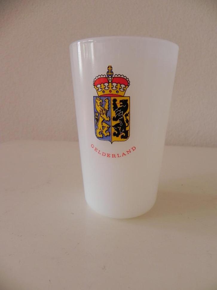 Nutricia provincieglas Gelderland - jaren 60 - melkglas, Verzamelen, Glas en Borrelglaasjes, Bierglas, Ophalen