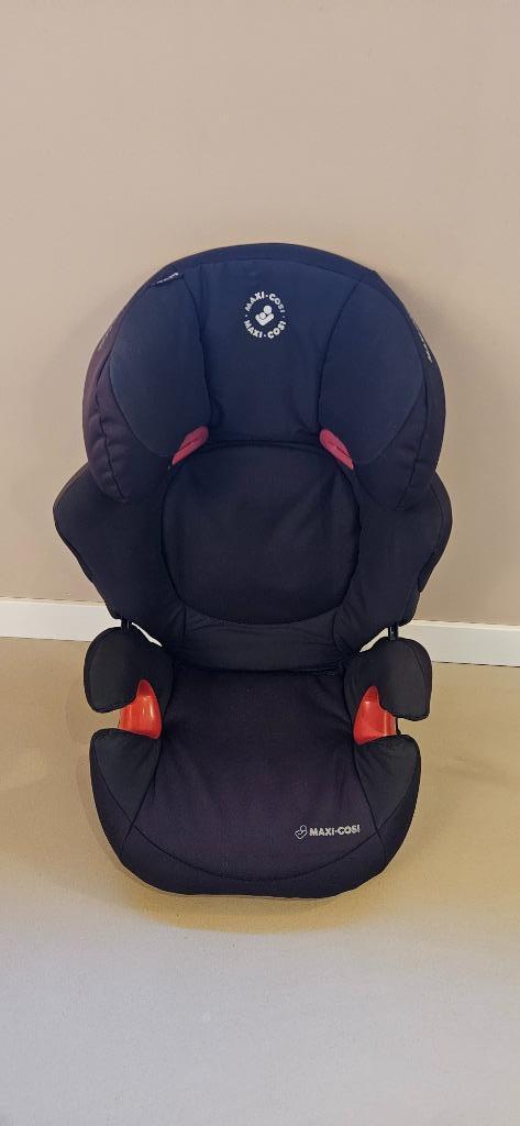 Maxi-Cosi Rodi XP FIX autostoel zwart/rood – Isofix, Kinderen en Baby's, Autostoeltjes, Zo goed als nieuw, Maxi-Cosi, 15 t/m 36 kg