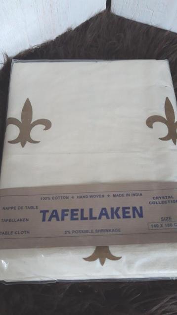 Handgeweven Katoenen Tafellaken - 140x180cm beschikbaar voor biedingen