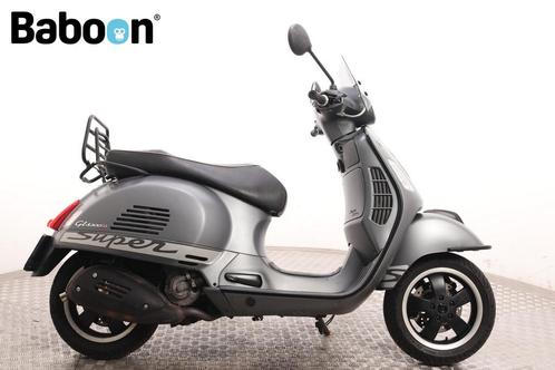Vespa GTS 300 I.E. (bj 2014), Motoren, Motoren | Schademotoren, Scooter, Overige merken, 12 t/m 35 kW