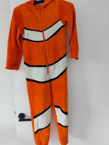 Onesie Nemo maat 134-140.  beschikbaar voor biedingen