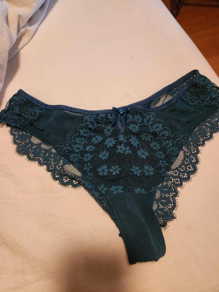 Mooie Strings met Kant - Diverse Kleuren!, Kleding | Dames, Ondergoed en Lingerie, String, Overige kleuren, Verzenden
