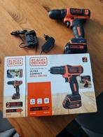 Black+Decker Schroefmachine 10.8V, Ophalen, Gebruikt, Variabele snelheid, Boor- en Schroefmachine