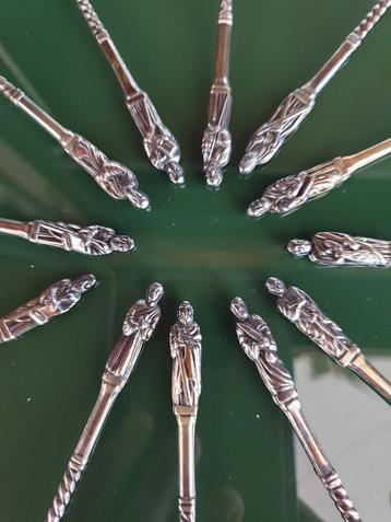 Zilveren apostellepels 12-delig bestek lepels  beschikbaar voor biedingen