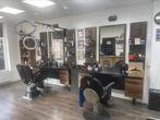 Complete barber set Stoelen + kap tafel met spiegel, Huis en Inrichting, 150 tot 200 cm, Ophalen of Verzenden, 125 cm of meer
