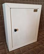 Medicijnkastje Sega - metaal. Vintage., Huis en Inrichting, Minder dan 50 cm, Gebruikt, Overige typen, Ophalen of Verzenden