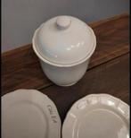 Côté Est Set - Pot met Deksel & 2 Borden, Huis en Inrichting, Keuken | Servies, Ophalen of Verzenden, Zo goed als nieuw, Bord(en)