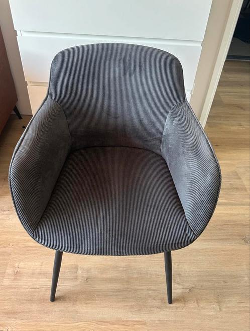 4 eetkamerstoelen Kwantum Como – ribstof, metalen poten, Huis en Inrichting, Stoelen, Zo goed als nieuw, Grijs, Ophalen