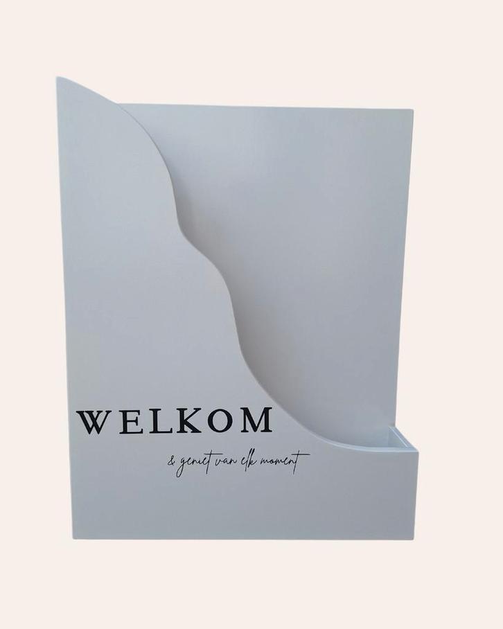 Welkomstbord te huur inclusief zijden bloemen, Hobby en Vrije tijd, Feestartikelen | Verhuur, Nieuw, Geboorte of Huwelijk, Ophalen