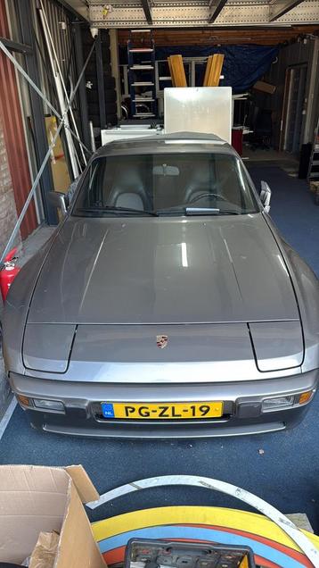 Porsche 944 2.5 Coupe 1988 Grijs beschikbaar voor biedingen