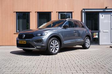 Volkswagen T-Roc 1.5 TSI Style | Facelift | Trekhaak | Camer beschikbaar voor biedingen