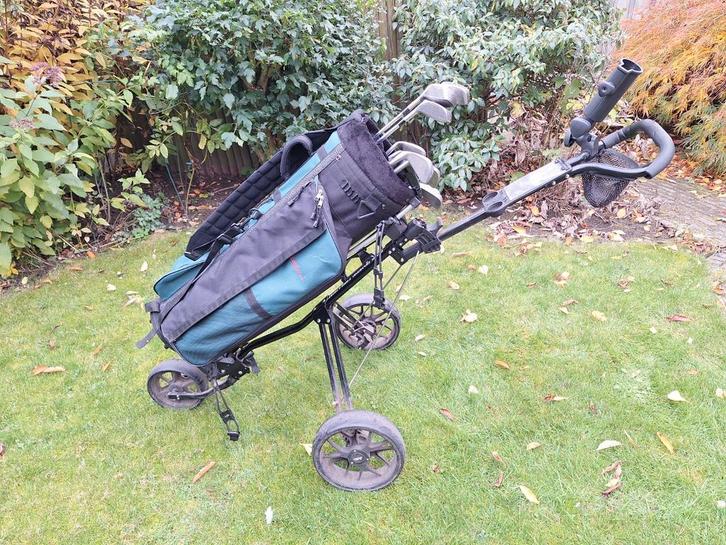 Complete dames golfset , met 3wheels golftrolley., Sport en Fitness, Golf, Zo goed als nieuw, Set, Ophalen
