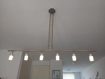 Dimbare hanglamp met 6 verstelbare spots beschikbaar voor biedingen