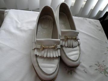 College schoenen maat 40 beschikbaar voor biedingen