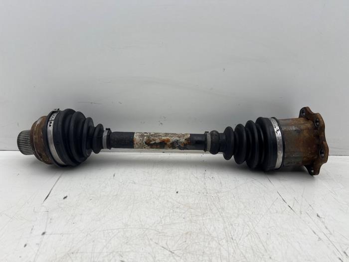 Aandrijfas rechts-voor van een Audi A4, Auto-onderdelen, Remmen en Aandrijving, Audi, Gebruikt, 3 maanden garantie, Ophalen of Verzenden