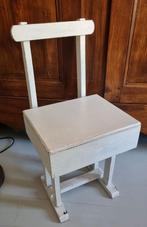 Vintage kinder stoeltje met klep
Alleen ophalen, Ophalen