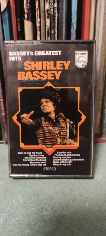 Shirley Bassey - Bassey's Greatest Hits
