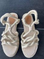 Nieuw sandalen te koop, H&M, Beige, Nieuw, Sandalen of Muiltjes