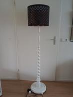 Mooie houten staande lamp lampvoet met kap landelijk retro, Ophalen, Gebruikt
