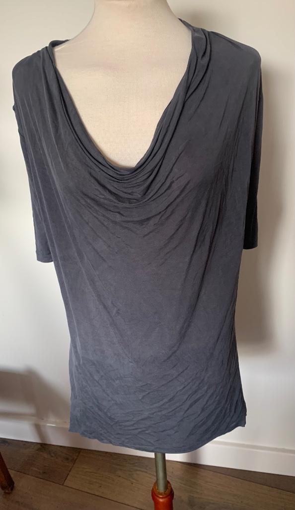 Moscow NIEUWE waterval hals top maat XS - S, Kleding | Dames, Tops, Nieuw, Maat 34 (XS) of kleiner, Grijs, Zonder mouw, Ophalen of Verzenden