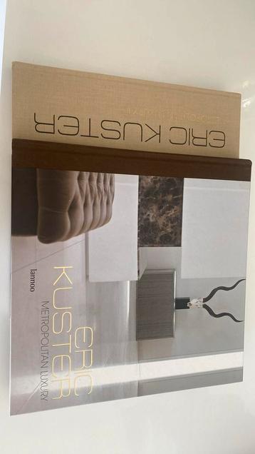 Eric Kuster 2  x table Books metropolitan luxury beschikbaar voor biedingen