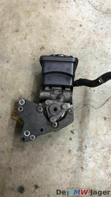 Stuurbekrachtigingspomp BMW 5 serie E39 525 530D 32411095749 beschikbaar voor biedingen