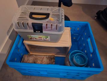 Verschillende knaagdier artikelen voor kleine knaagdieren beschikbaar voor biedingen