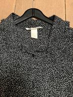 Blouse zwart wit stipjes roezel kraagje H&M 38 zgan, Ophalen of Verzenden, Zo goed als nieuw, Maat 38/40 (M), Wit