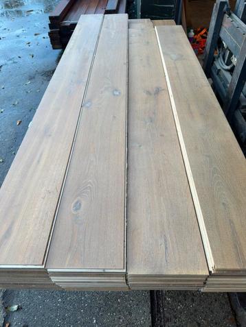 Eiken vloer 25m2 multivloer 22cm breed 1,6cm dik toplaag 4mm beschikbaar voor biedingen