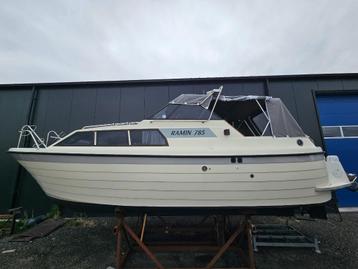 RAMIN 785 met Boegschroef en Nieuwe Tent (Noorse spitsgatter beschikbaar voor biedingen