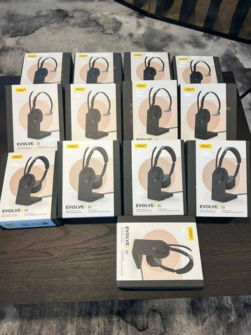 Jabra Evolve2 55 UC Mono (7X) + UC Stereo (5x) beschikbaar voor biedingen