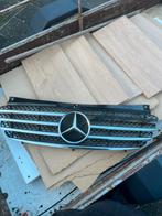 Mercedes Viano Vito W639 Grill - Defect voor onderdelen, Gebruikt, Voor, Mercedes-Benz, Ophalen of Verzenden