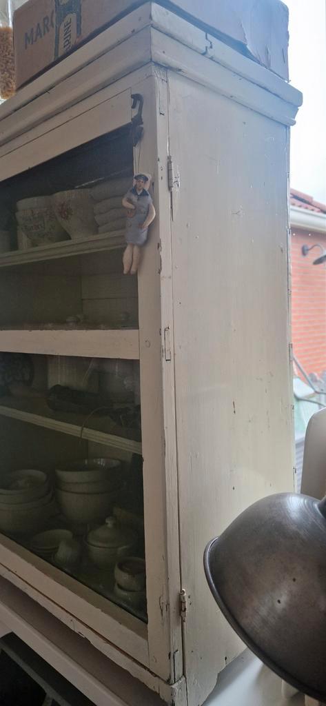 Mooie,oude brocante vliegenkast in vuilwit~frans brocant, Antiek en Kunst, Curiosa en Brocante, Ophalen of Verzenden